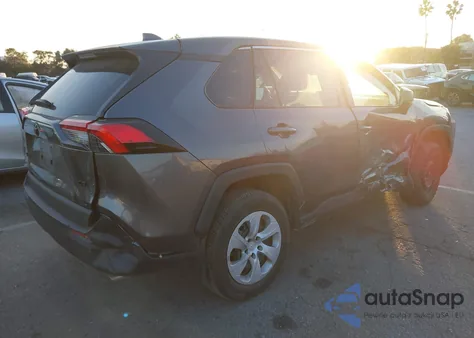 2024 Toyota Rav4 Le z USA, uszkodzony, nr VIN 2T3H1RFV4RC256093